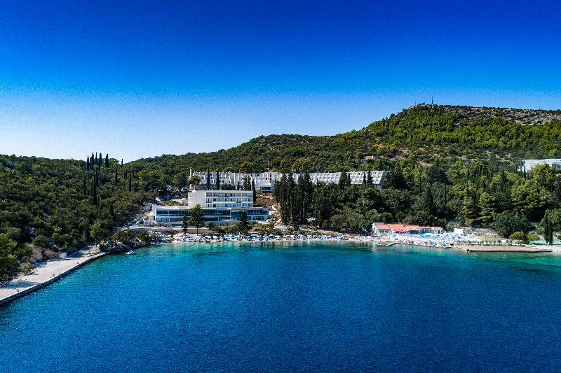 Hotel Osmine Слано Екстериор снимка